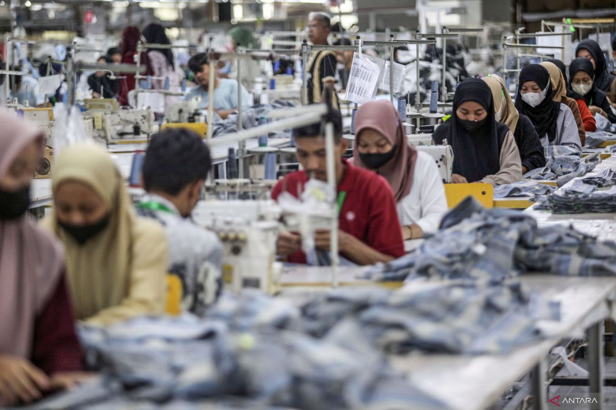 Policy synergy needed to spur Indonesia's industry growth: ministry