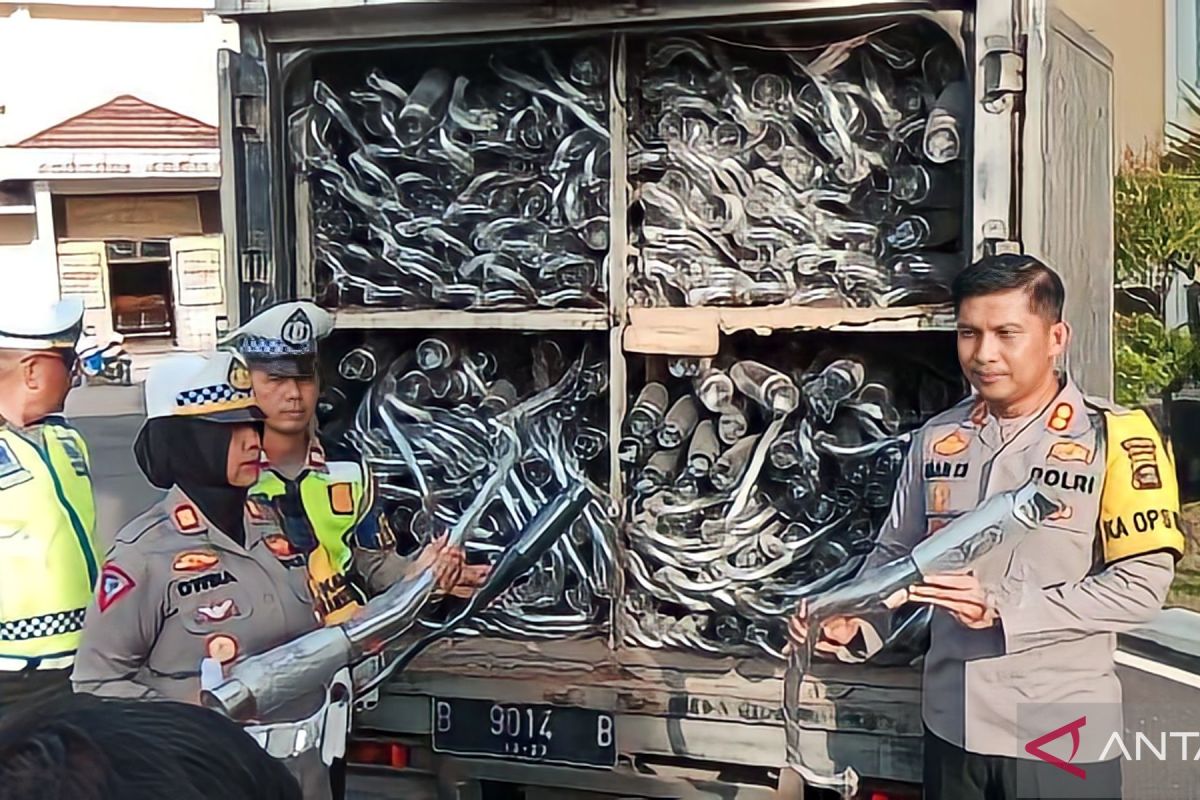 Polres OKU sita 1.750  knalpot brong, mau diedarkan di Lampung