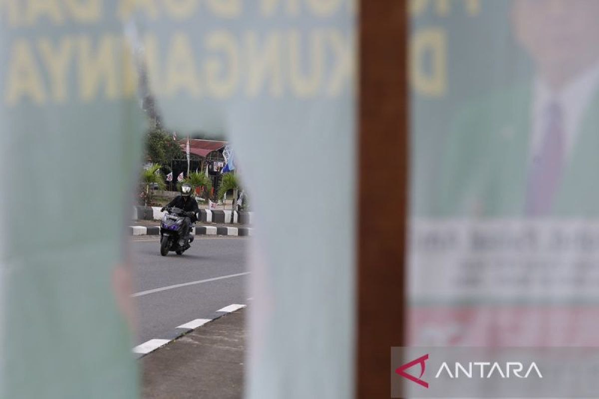 FOTO - Perusakan APK Pemilu 2024