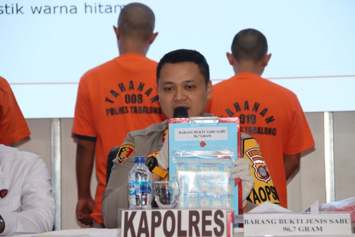 Polres Tabalong tangkap tiga tersangka narkoba pada awal tahun 2024