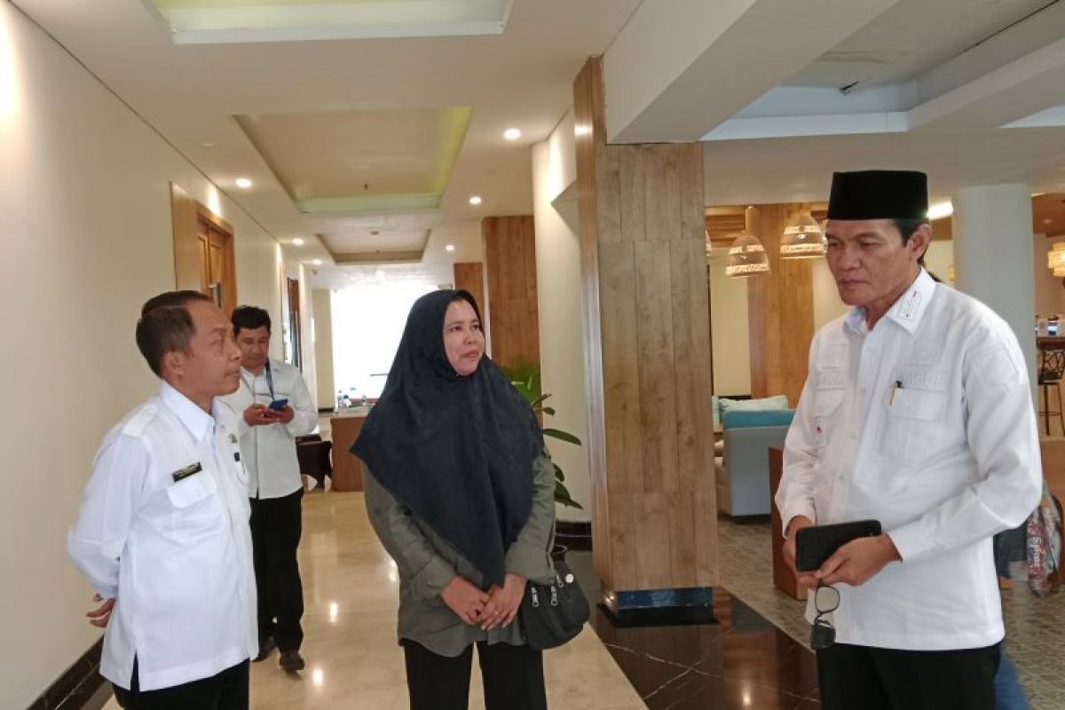 Pemkab Lombok Tengah gandeng PusDek UIN survei kepuasan pelayanan publik