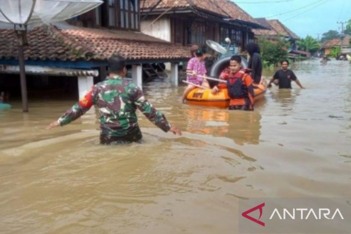 BPBD Muara Enim dirikan 45 posko banjir untuk layani warga