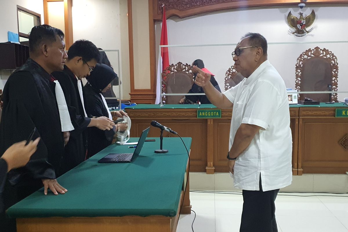 Hakim vonis mantan kepala Kejaksaan Negeri Buleleng 3,5 tahun