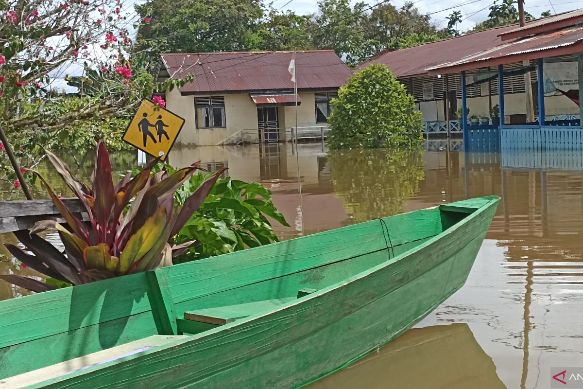 Banjir di Kapuas Hulu meluas warga terdampak menjadi 50.240 orang