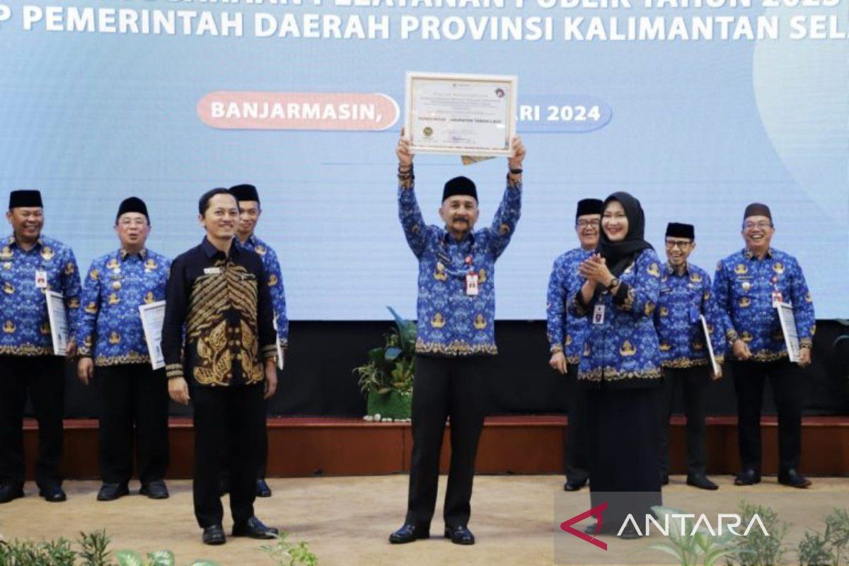 13 pemda di Kalsel raih zona hijau layanan publik