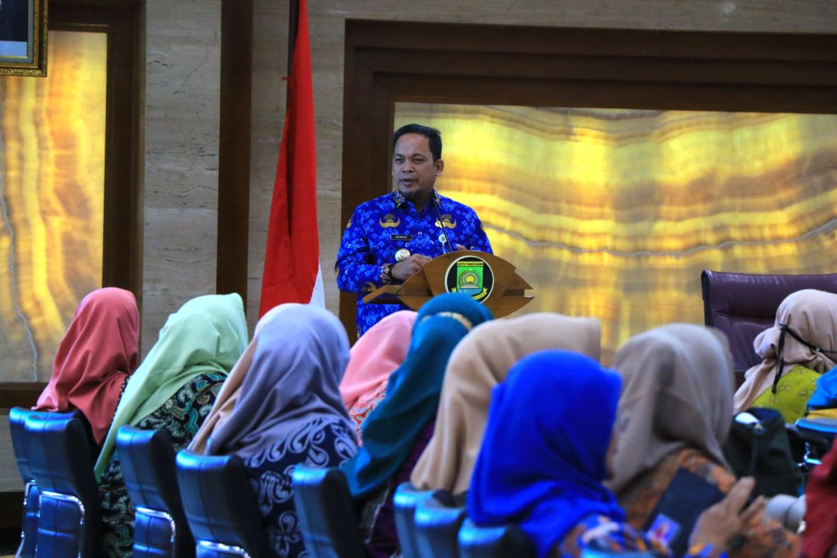 Pj Wali Kota minta kader DP3APKB Kota Tangerang optimalkan aplikasi