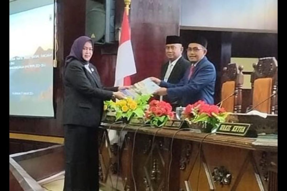 Pemkab dan DPRD Probolinggo bahas RPJPD 2025-2045