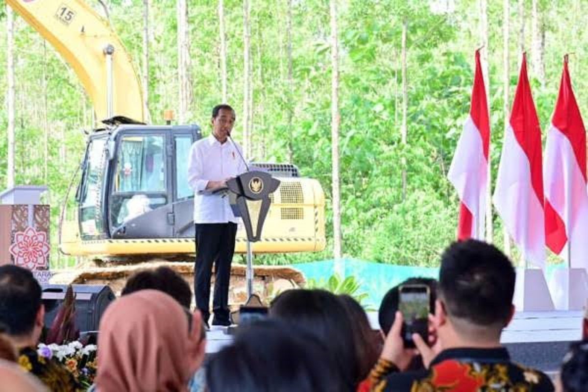 Presiden Jokowi letakkan batu pertama pembangunan masjid kapasitas 61.000 jamaah di IKN