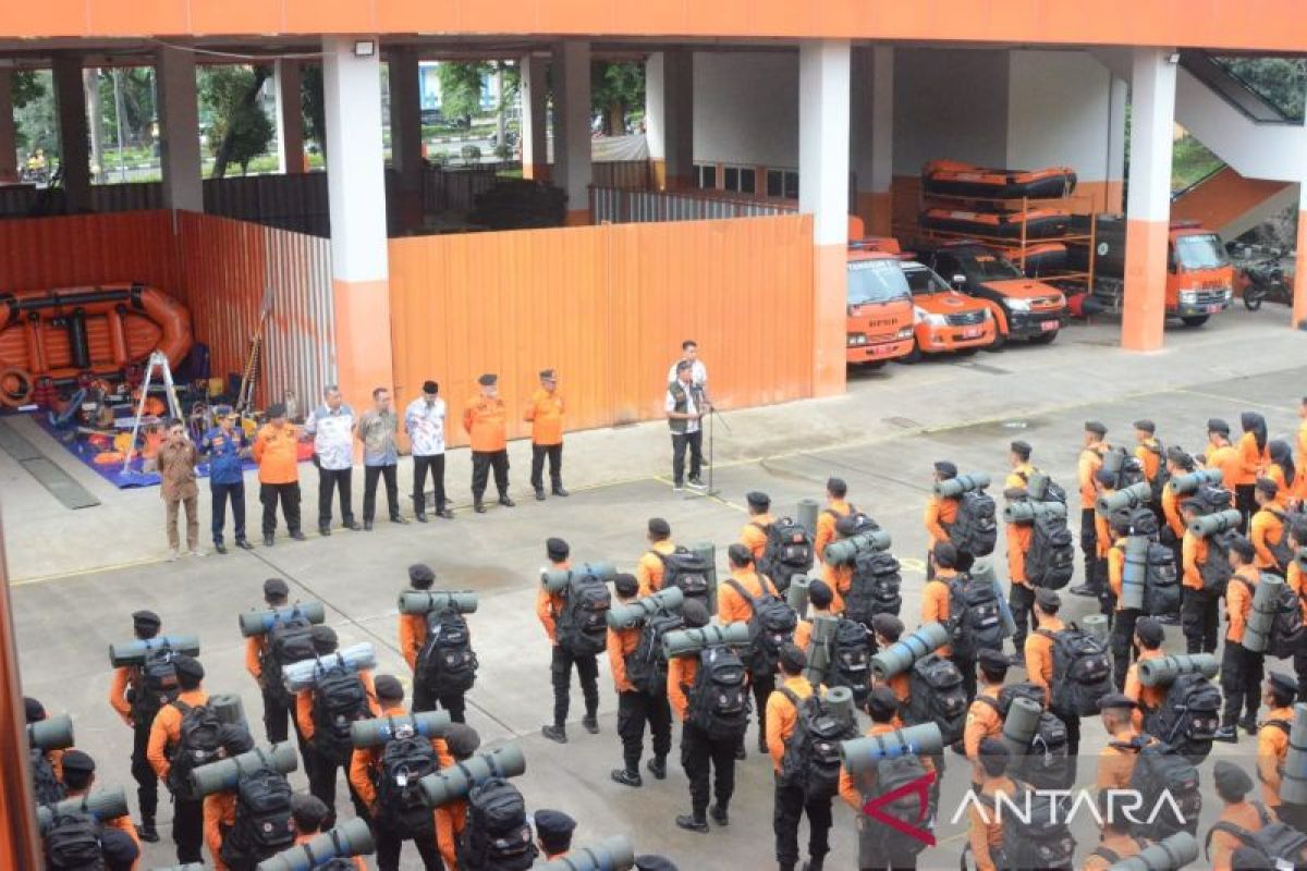 BPBD Bogor latih anggota dalam penyelamatan kotak suara dan petugas KPPS.