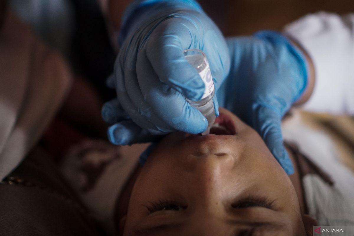Cek fakta, vaksin polio tetes upaya Kemenkes bahayakan anak Indonesia