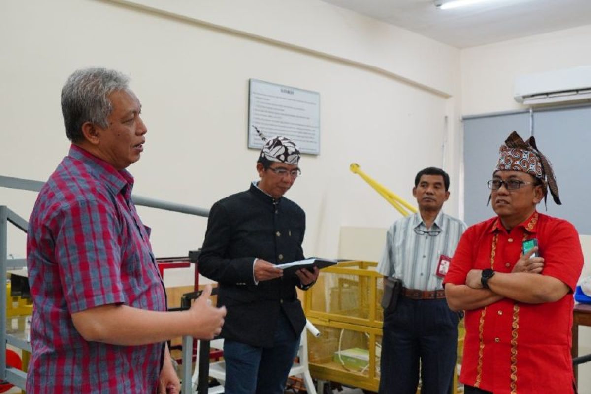Untag Surabaya siapkan mahasiswa ciptakan produk sendiri