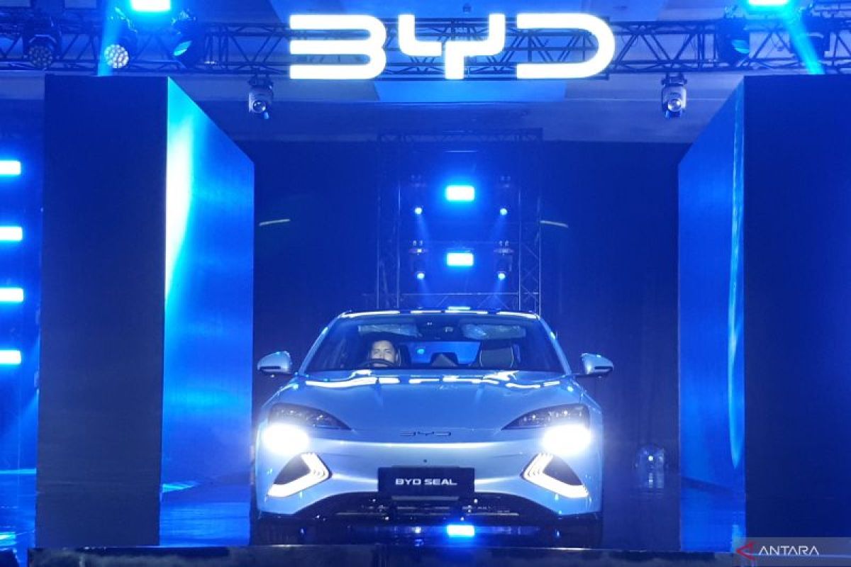 Mobil listrik - Mengenal kecanggihan teknologi 3 produk teranyar mobil listrik BYD