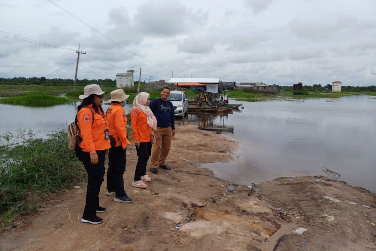 Pemukiman di Palangka Raya mulai terendam luapan air Sungai Kahayan