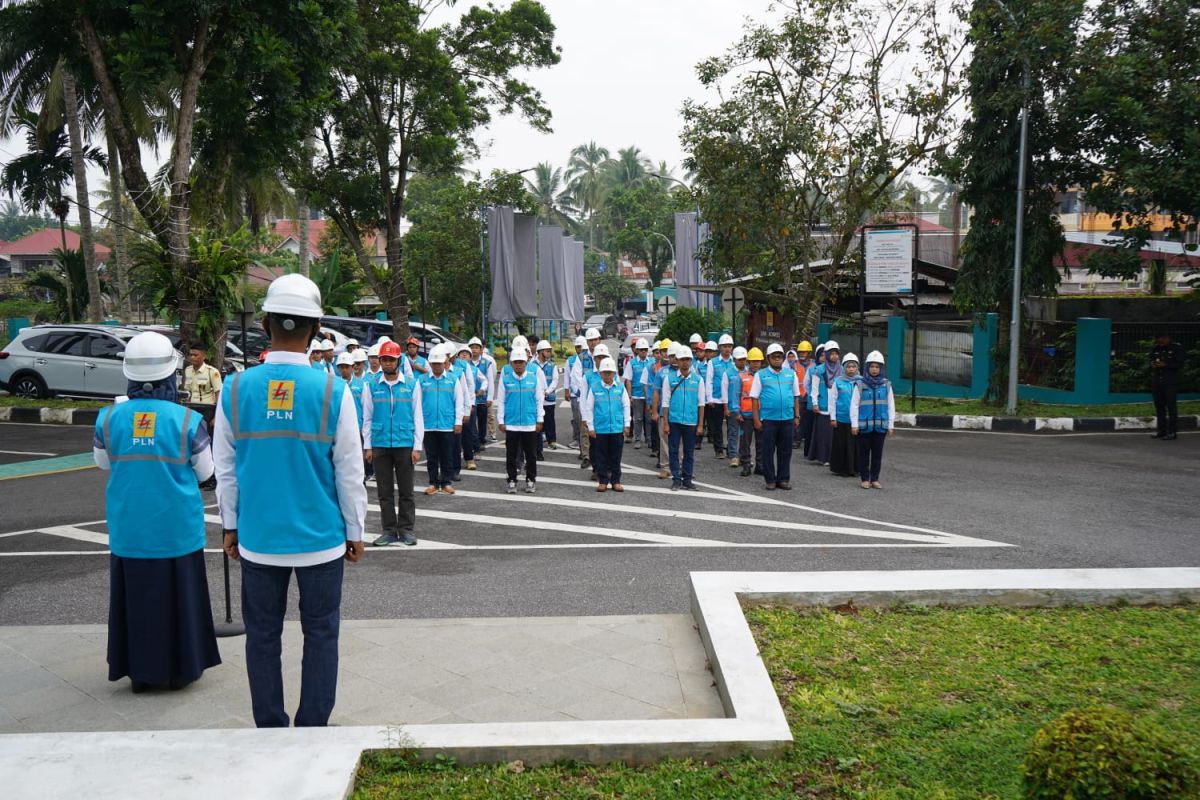 Peringati Bulan K3 Nasional, PLN UP3 Payakumbuh gelar apel dan teken Komitmen K3