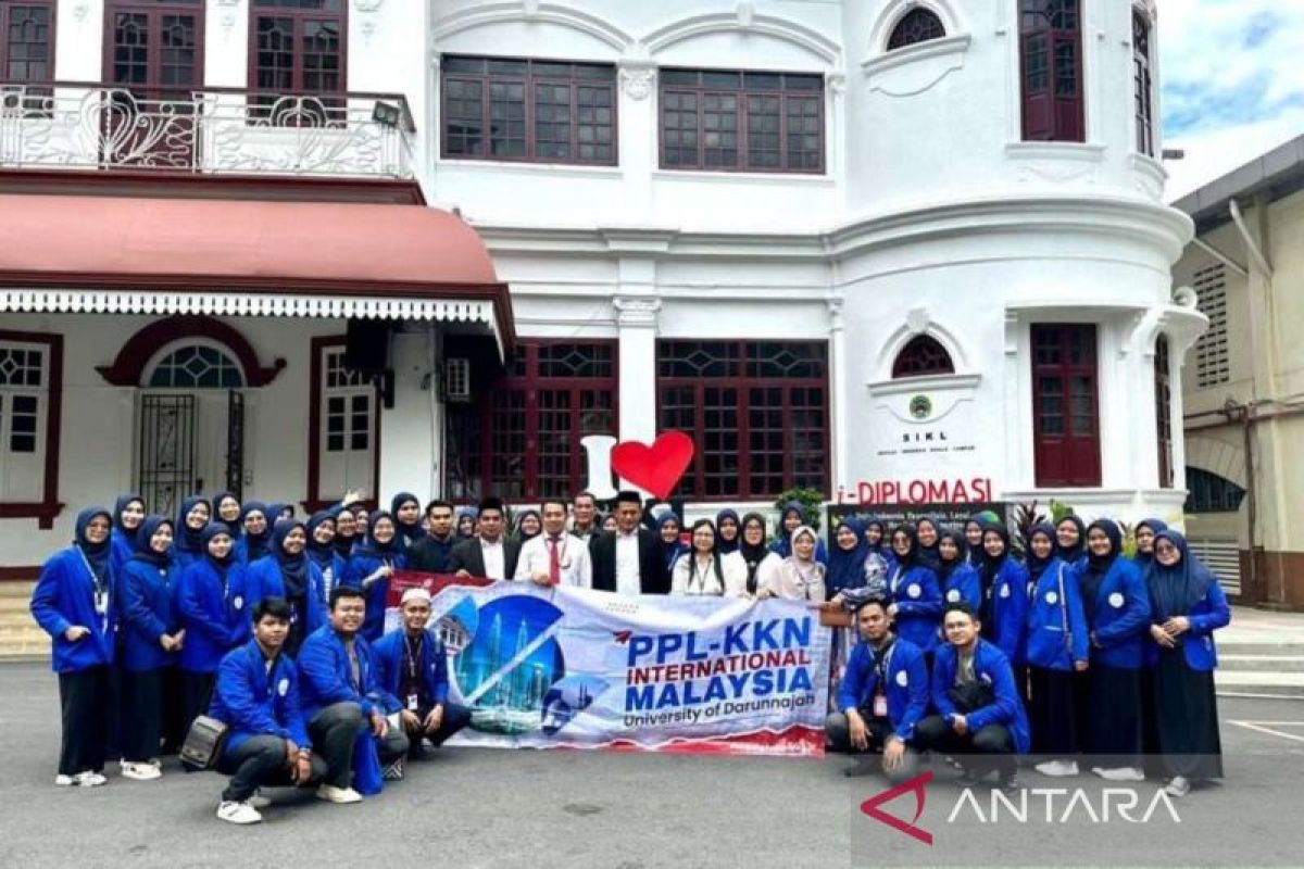 Mahasiswa Universitas Darunnajah PPL dan KKN di Malaysia