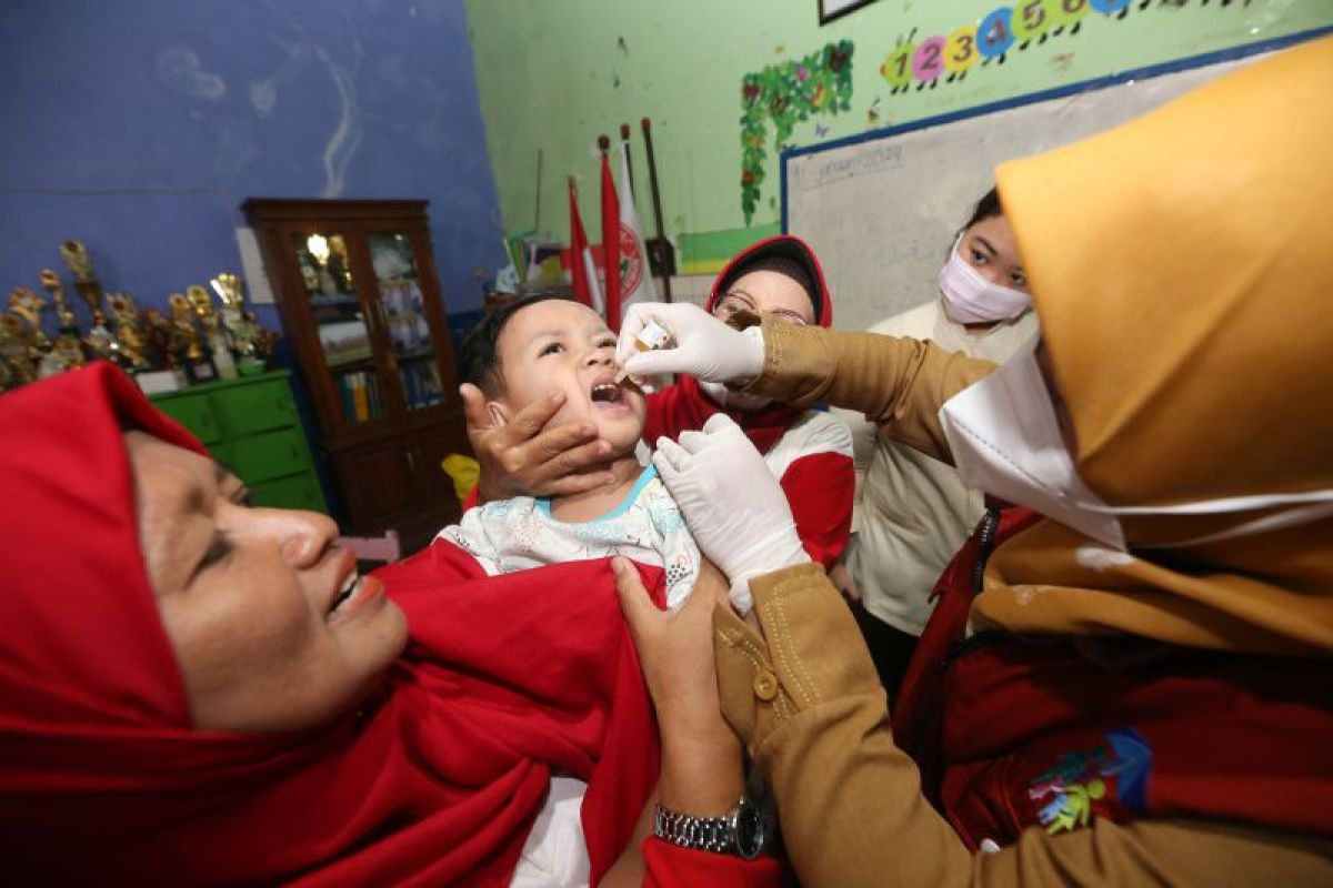Dinkes Surabaya terapkan strategi penyisiran percepat imunisasi polio