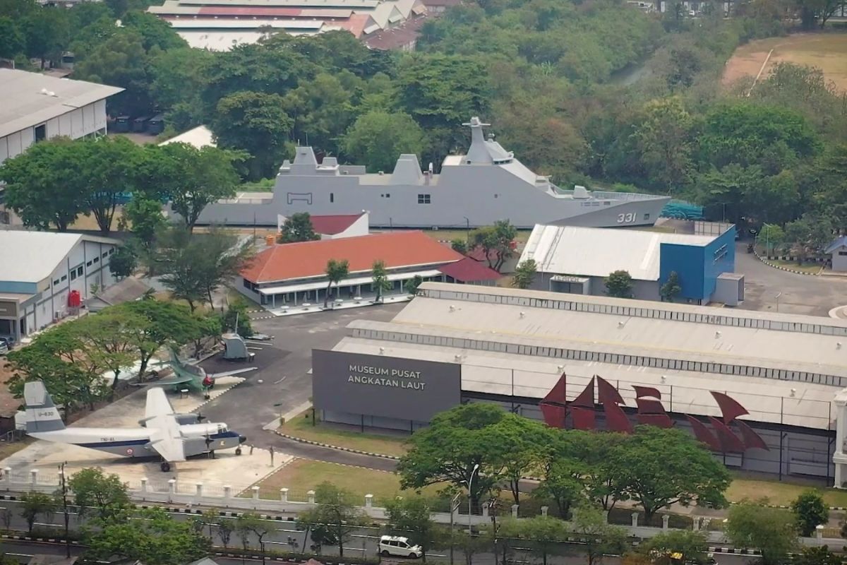 Museum Pusat TNI AL "Jalesveva Jayamahe" resmi dibuka di Surabaya