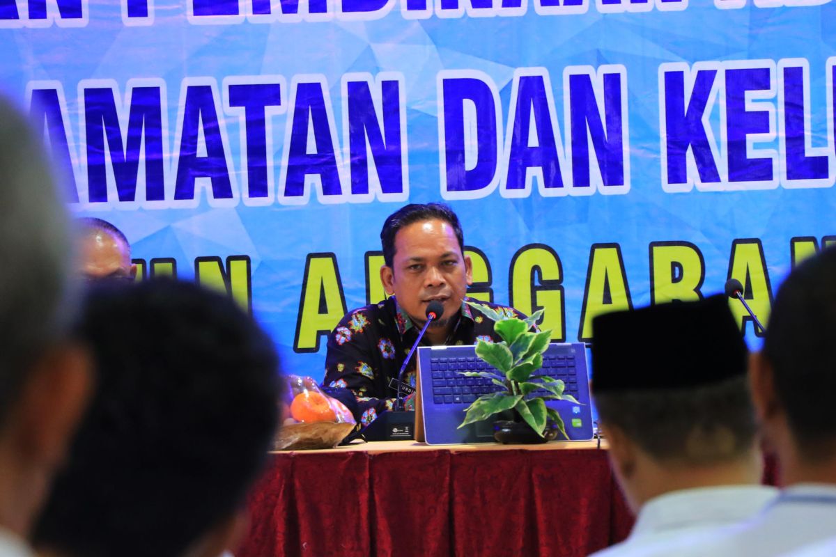 Pj Wali Kota Tangerang minta ASN masifkan olah sampah berbasis komunitas