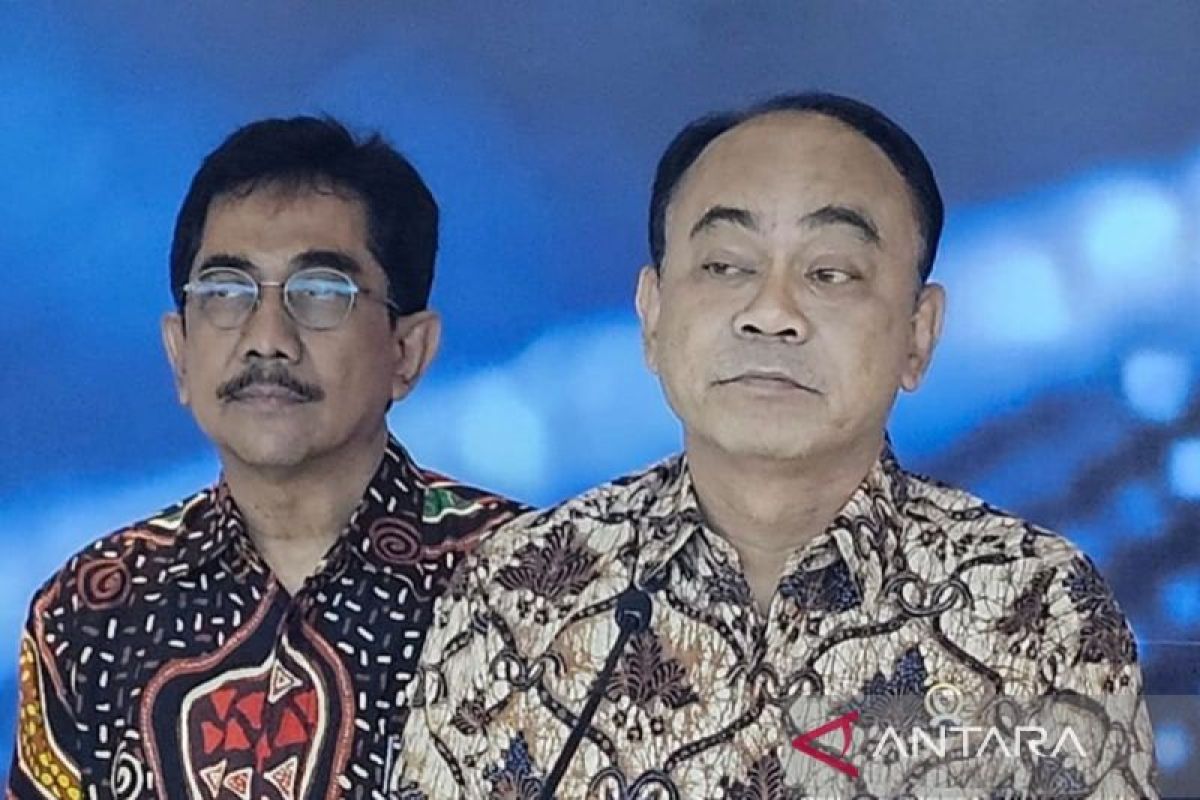 Presiden Jokowi tunjuk Menkominfo Budi Arie jadi Menlu ad interim