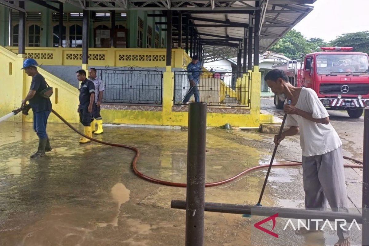 PT Timah kerahkan tim tanggap darurat bantu korban banjir di Bangka Barat