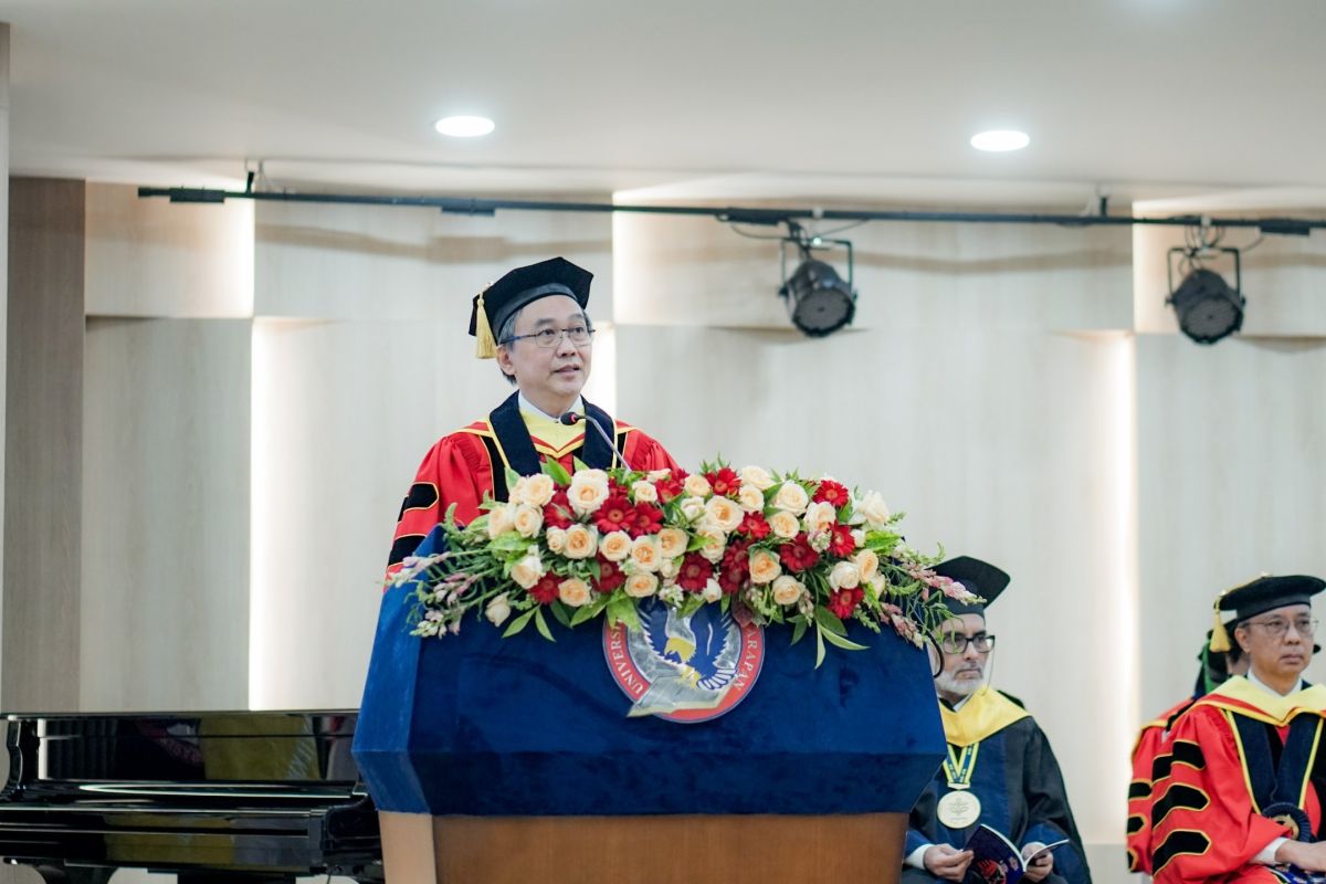 Guru besar UPH Henri Putra dorong kemajuan ilmu bidang fotonika