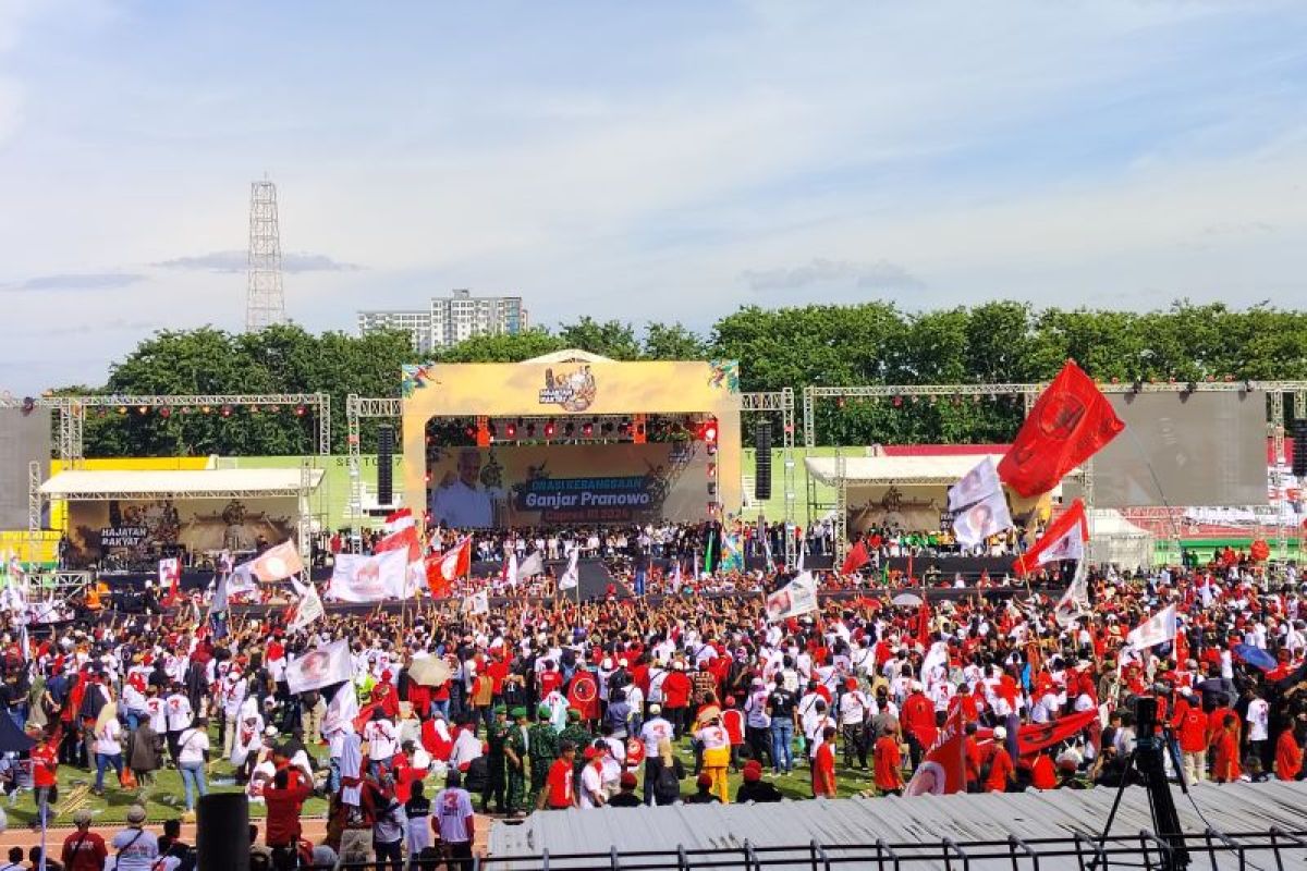 Puluhan ribu massa hadiri kampanye Ganjar di Gelora Delta Sidoarjo