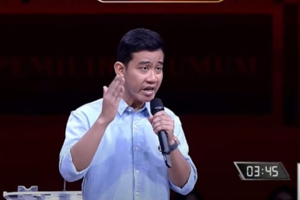 Cawapres Gibran bicara lapangan kerja "green jobs" saat debat keempat Pilpres 2024