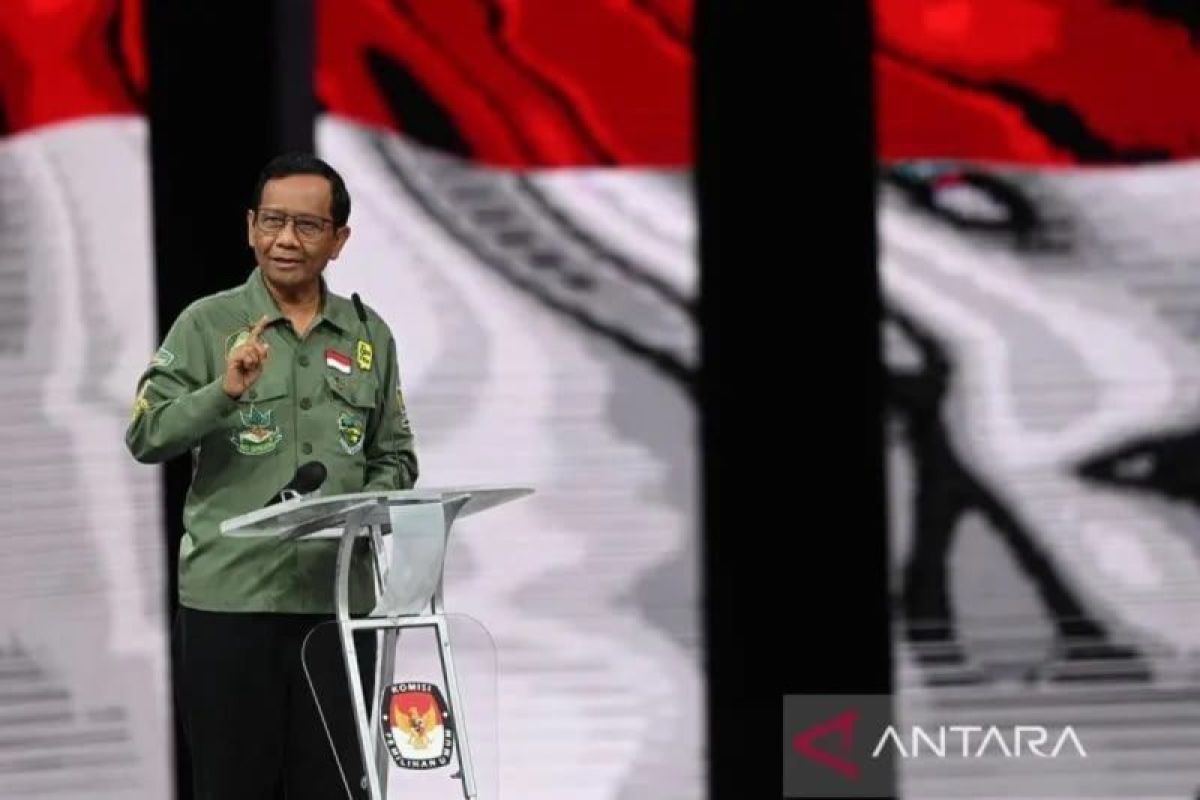 Mahfud's exit should not disrupt ministry functions: Jokowi's aide