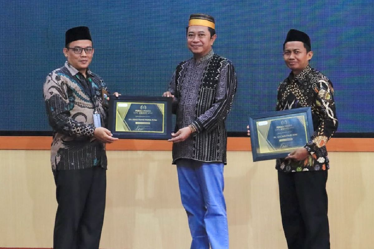 Universitas Nurul Jadid Paiton raih penghargaan MBKM Santri