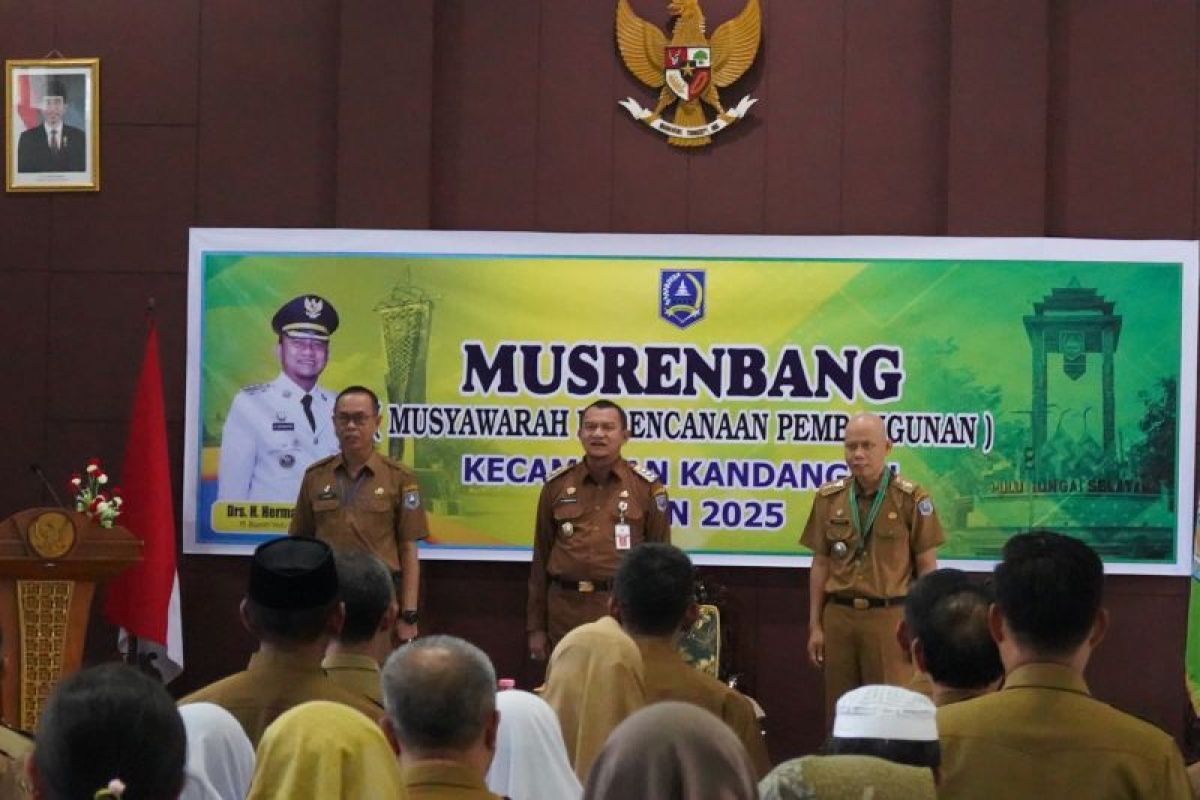 Pj Bupati HSS buka musrenbang RKPD tingkat Kecamatan Kandangan