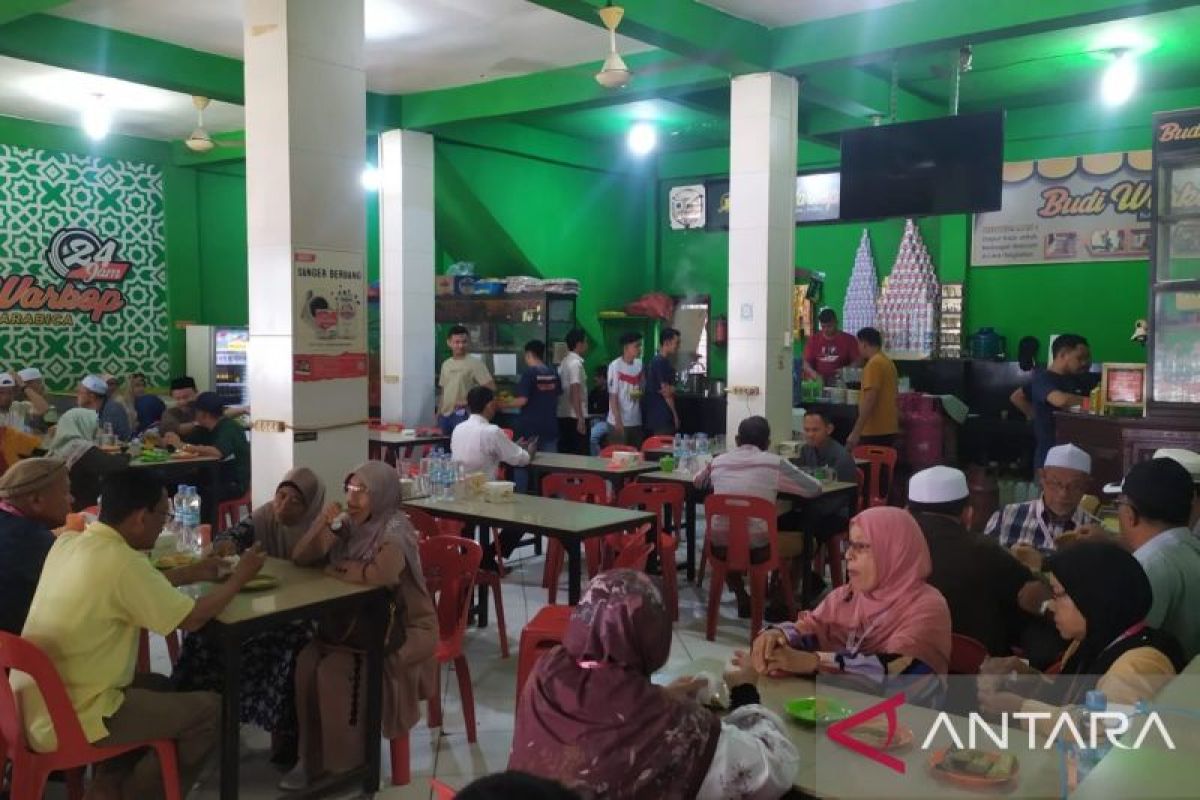 Wisatawan Malaysia ke Aceh untuk nikmati rasa kopi langsung di warkop