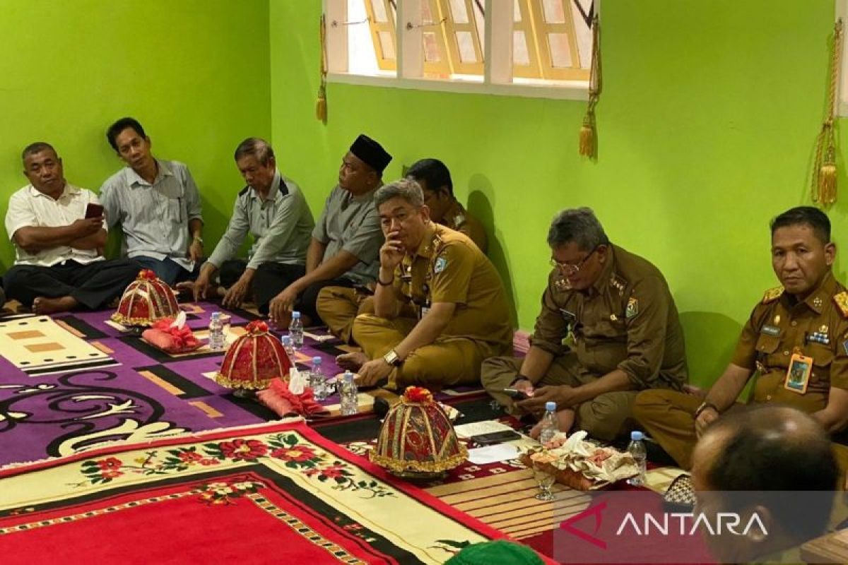 Pemkot lakukan audiensi bersama masyarakat Nambo terkait kemiskinan