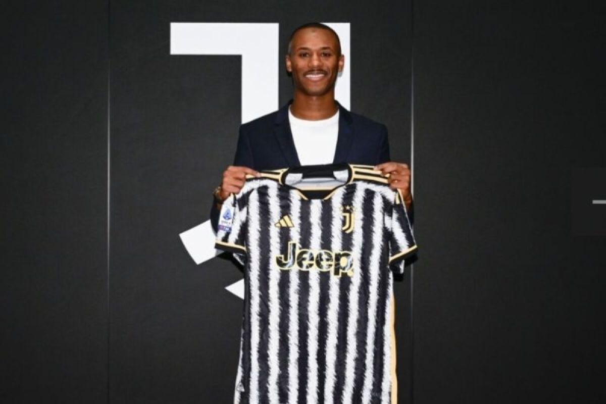 Juventus resmi umumkan transfer Tiago Djalo dari Lille
