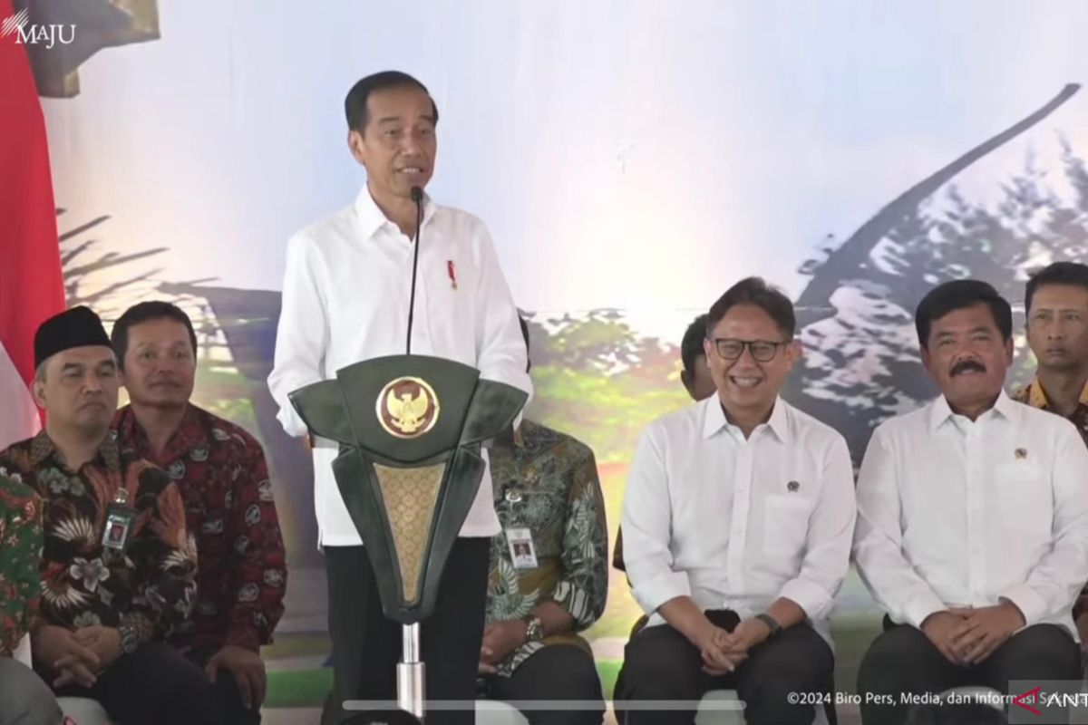 Jokowi pesan agar masyarakat berhitung sebelum menggadaikan sertifikat tanah