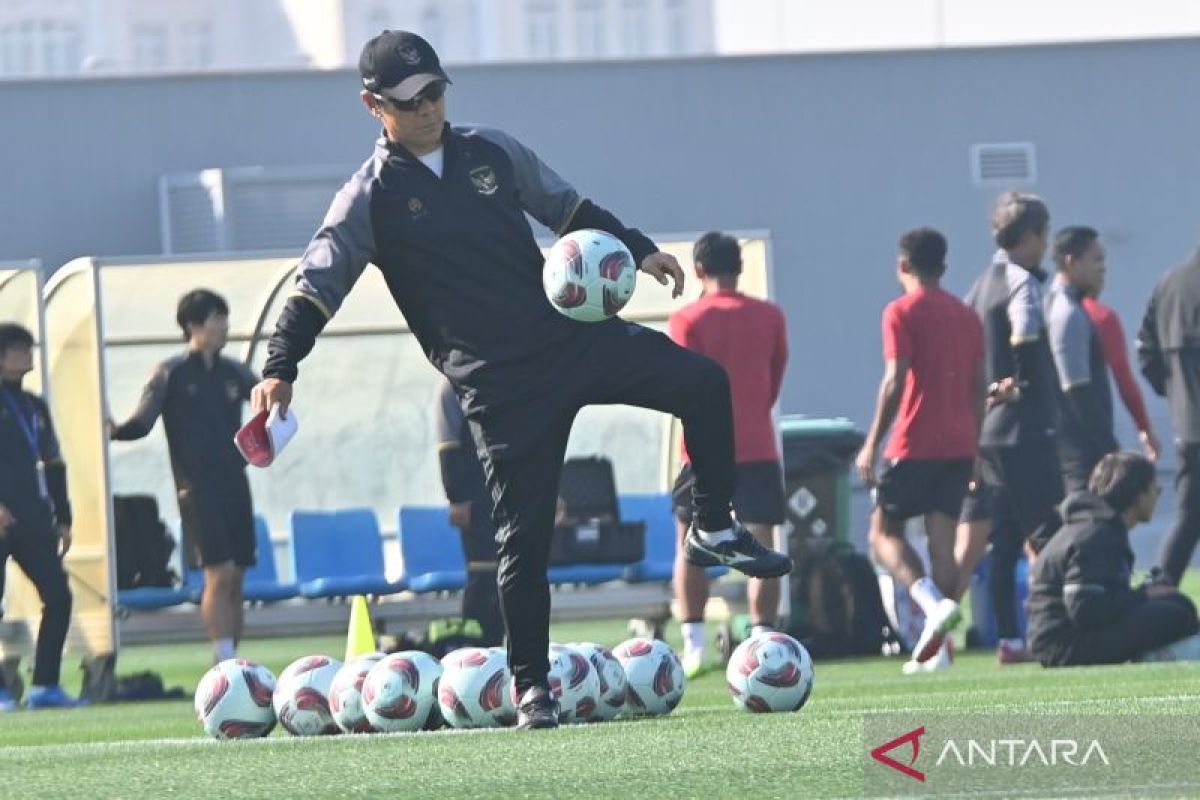 Shin Tae-yong ungkap kebahagiaan setelah timnas lolos ke 16 besar Piala Asia 2023