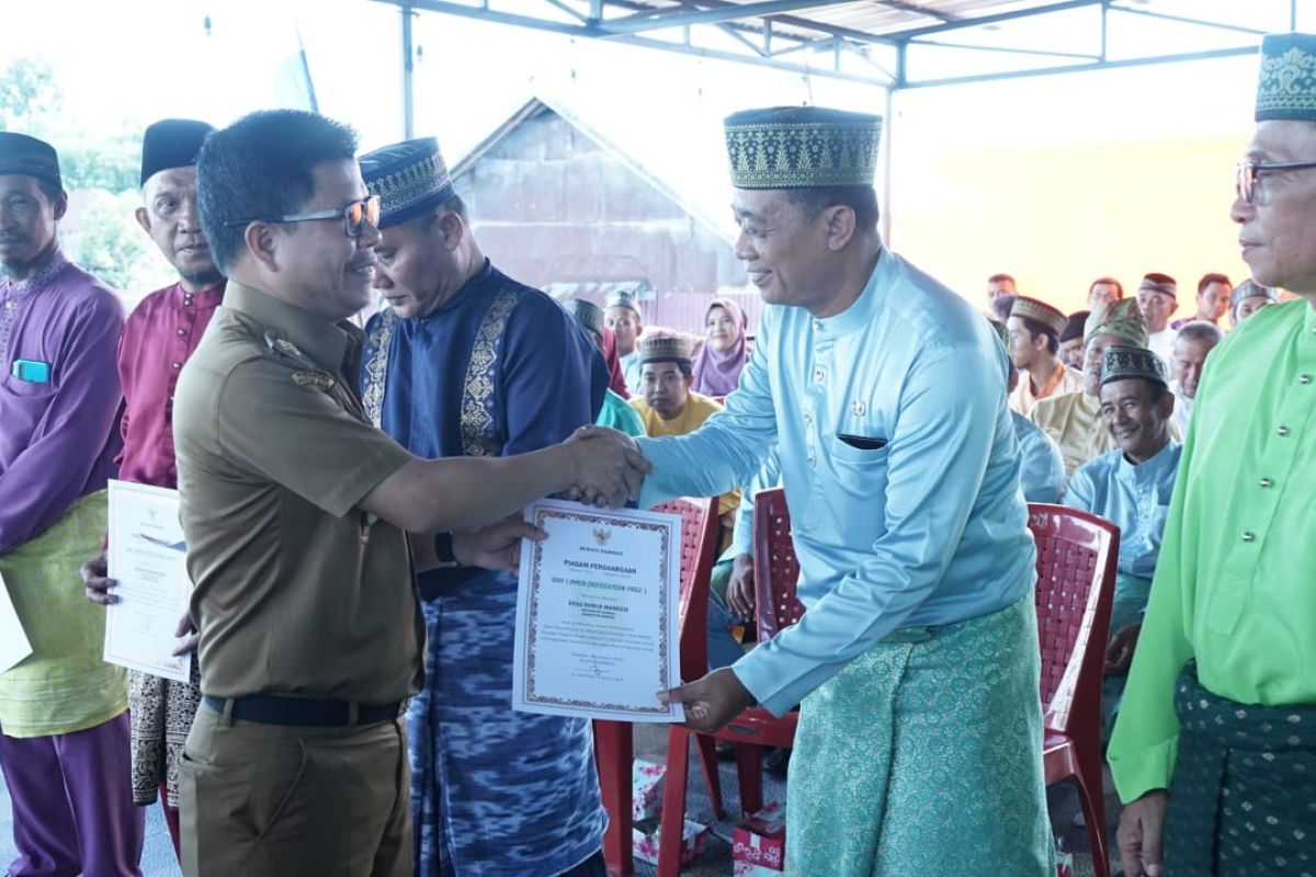 Enam desa di Kabupaten Sambas deklarasikan bebas BAB sembarangan