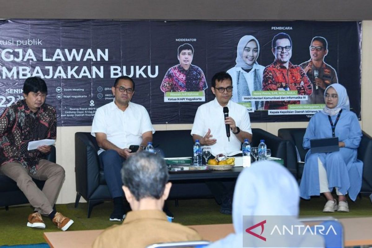 Wamenkominfo terbuka berdiskusi temukan solusi pembajakan buku