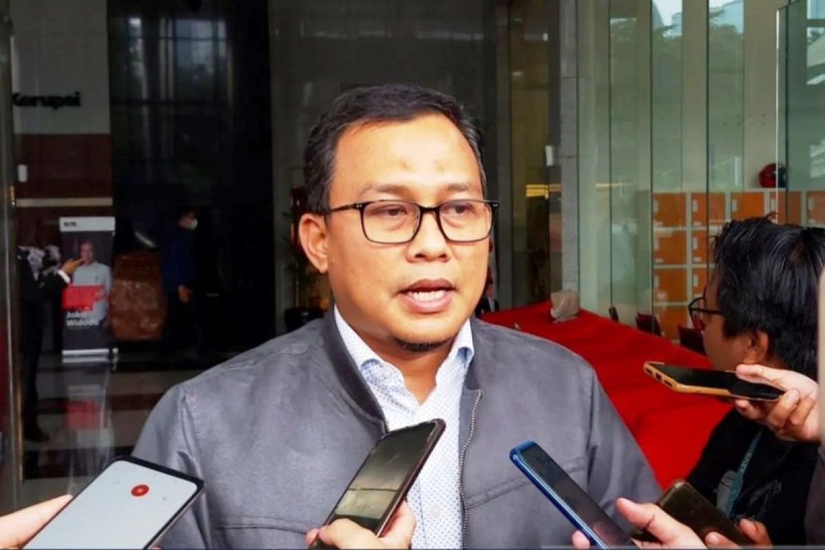 KPK panggil mantan Wakil Ketua DPR Azis Syamsuddin
