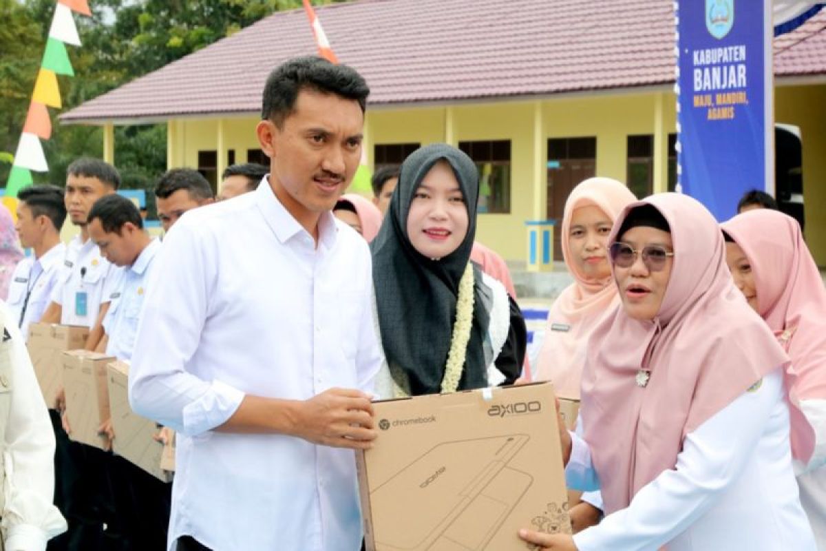 Bupati Banjar resmikan bangunan baru dan rehab sekolah