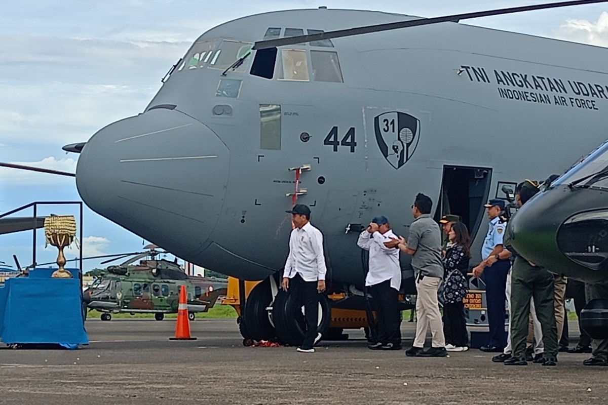 Jokowi: Mahfud Md berhak mundur dari kabinet