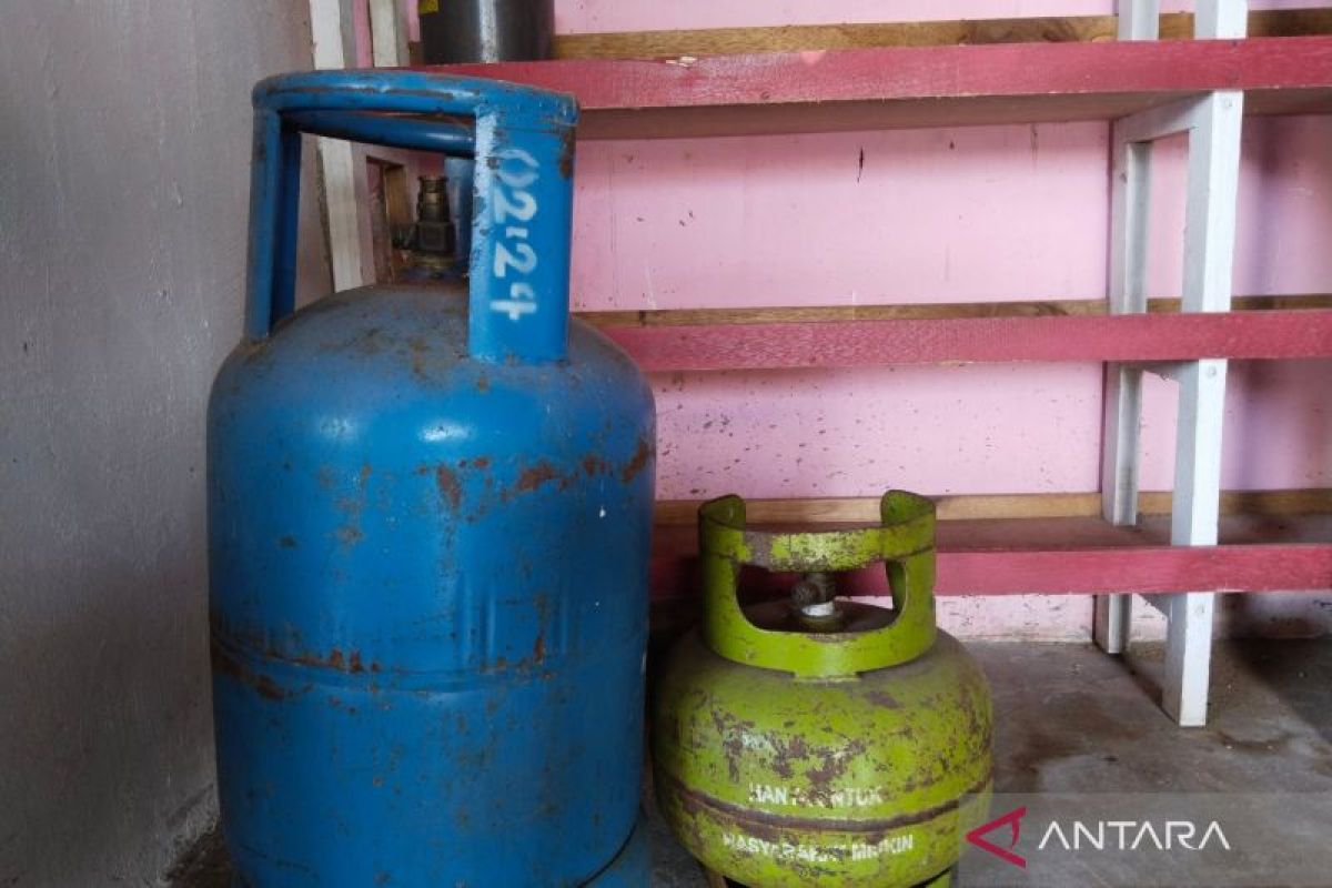 Pembelian LPG pakai KTP di Mukomuko ditunda hingga Mei