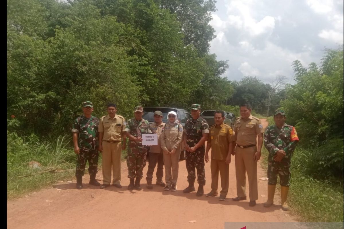 Pemkab Bangka Selatan dan Kodim bangun jalan menuju dusun terisolasi