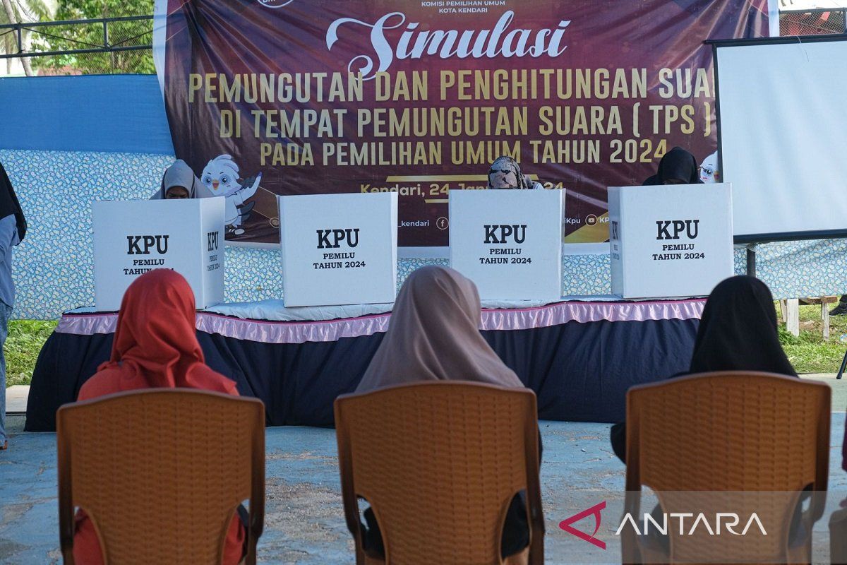 KPU Kendari tandatangani kesepakatan penertiban APK bersama