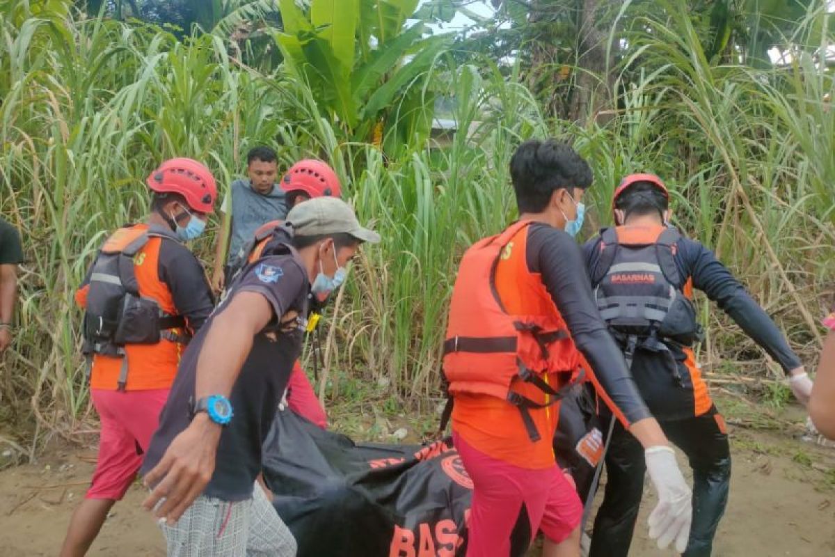 Tim SAR evakuasi jenazah remaja yang hanyut di Sungai Lau  Renun Sumut