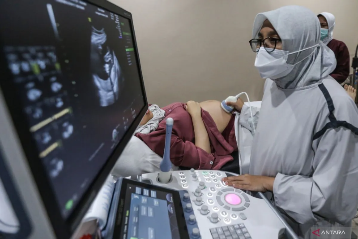 Dokter ingatkan ibu hamil perhatikan kandungan nutrisi saat puasa