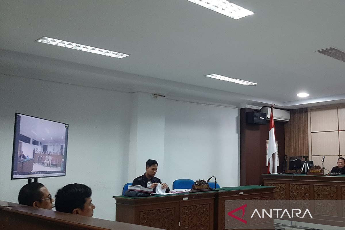 Mantan Direktur RSUDYA didakwa korupsi Rp1,7 miliar