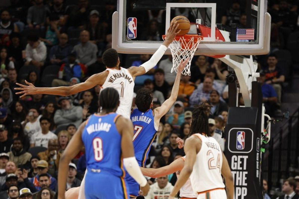 NBA - Thunder atasi  San Antonio  Spurs  140-114  dalam pertarungan rookie NBA