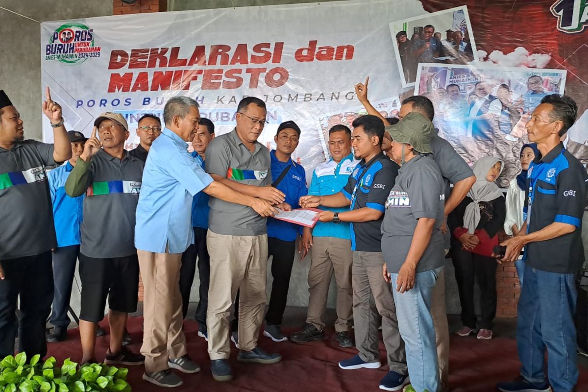 Sejumlah buruh di Jombang deklarasi dukung Anies-Muhaimin