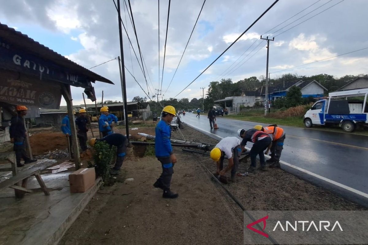 PLN Babel imbau pelanggan gunakan listrik secara aman saat musim hujan