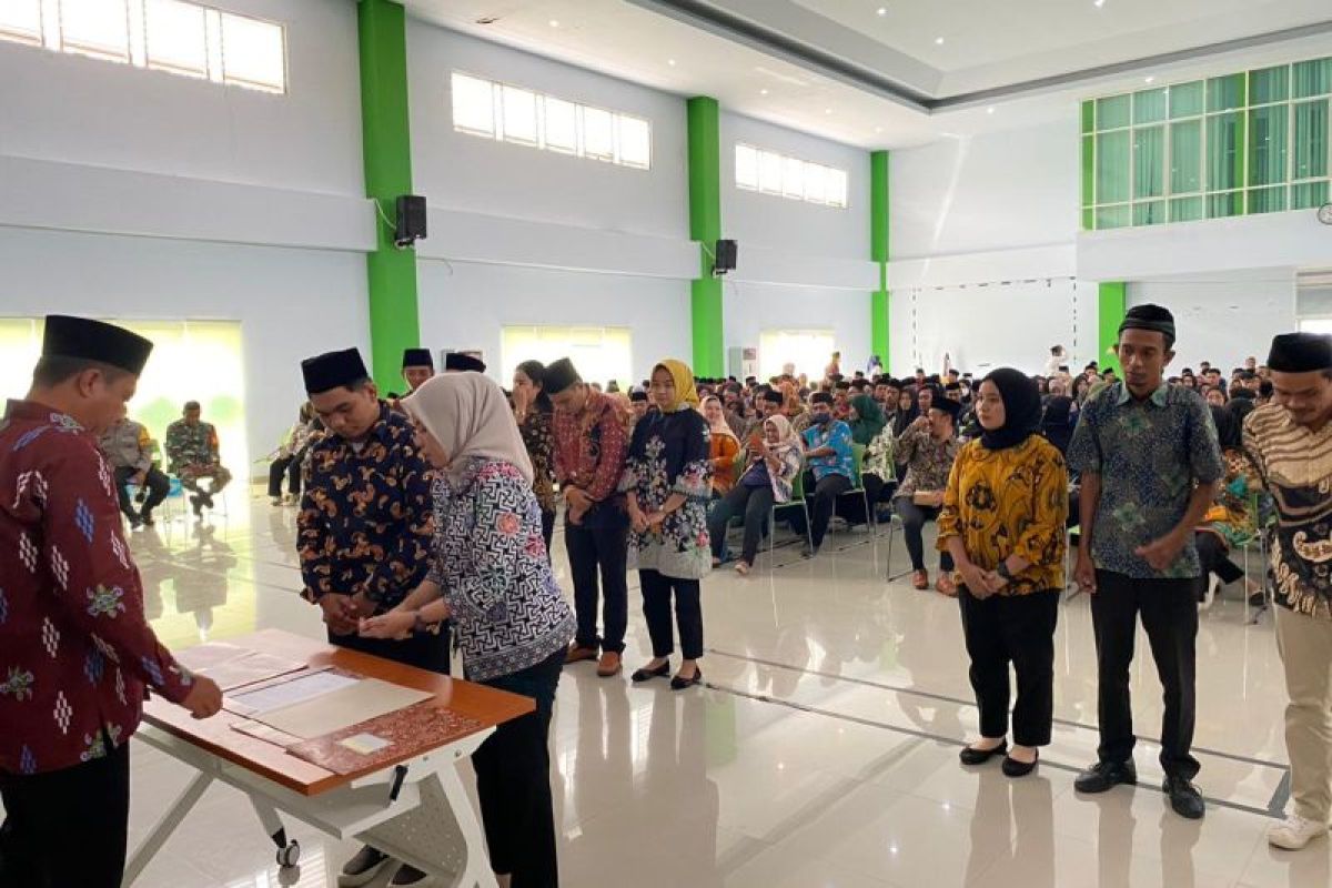 KPU Kota Palu lantik 7.504 anggota KPPS untuk Pemilu 2024